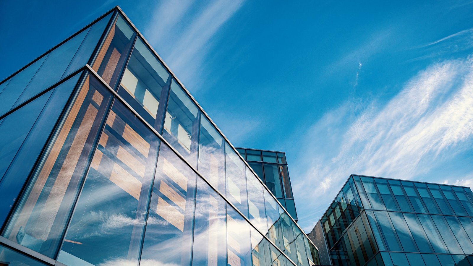 Modern Commercial Real Estate Architecture and Corporate Facilities